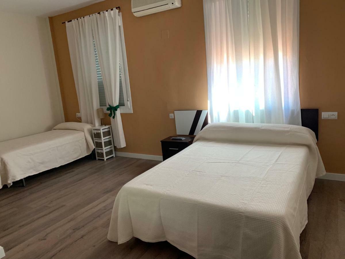 Hostal Restaurante Rufino Berlanga エクステリア 写真